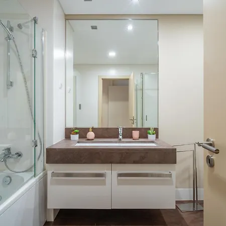 Lux Flat, Sea View, Ac, 3 Pools And Gym * 丰沙尔